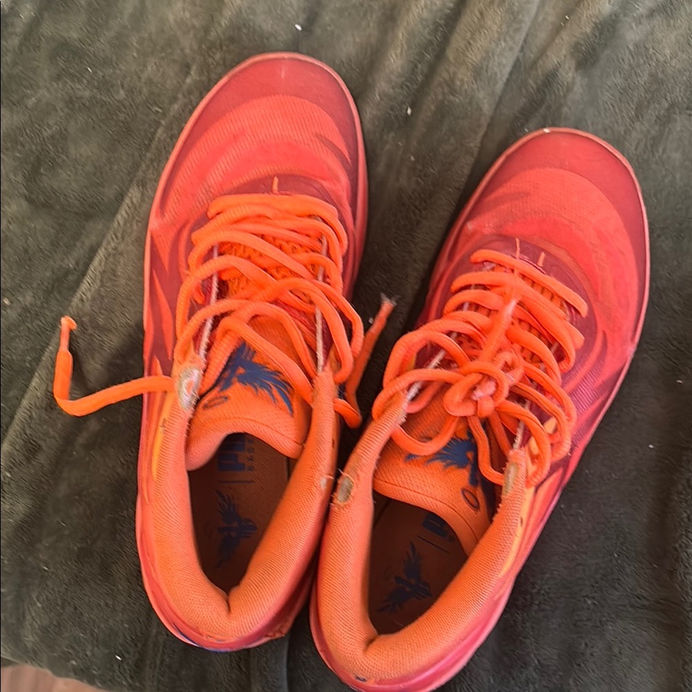 Orange Melos, Men’s